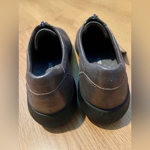 Clark’s Size 7.5 Shoes - Picture 11 of 13